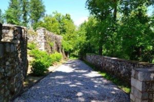 Il parco del Castello di Brazzá e la storia della sua ideatrice