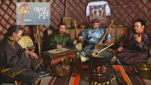 Huun Huur Tu – dall’Asia centrale il miracolo musicale del suono laringeo