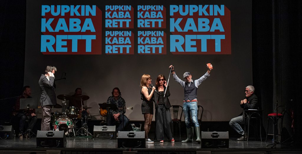 PUPKIN KABARETT | Colombe volano - PUPKIN KABARETT | Colombe volano