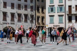 Laboratorio di danza e movimento BACH TO DANCE