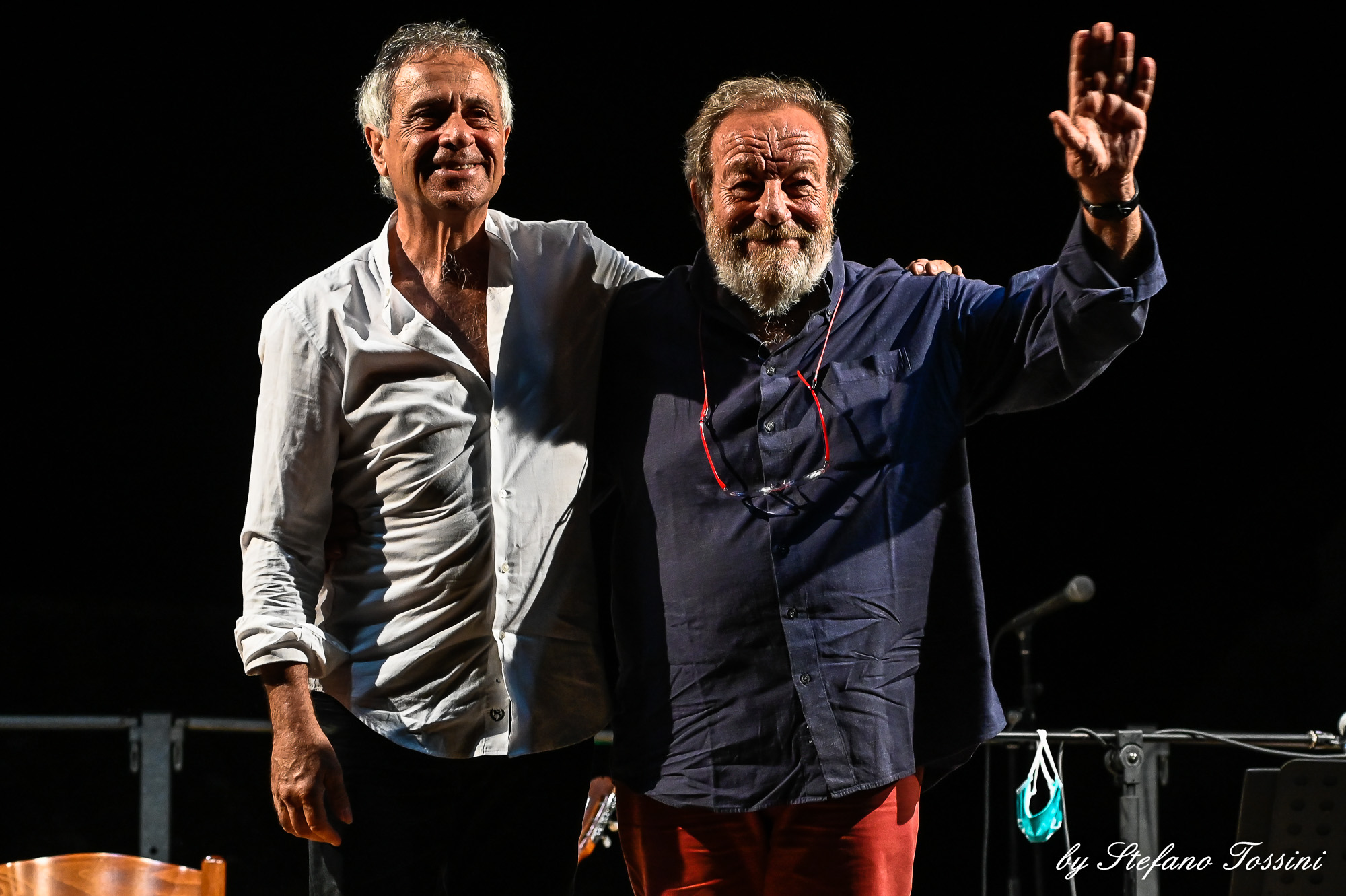 Edoardo De Angelis & Michele Ascolese in concerto "Il Cantautore necessario/2" - Tramonti Sopra (PN) - Edoardo De Angelis & Michele Ascolese in concerto "Il Cantautore necessario/2" - Tramonti Sopra (PN) - EventiFVG.it