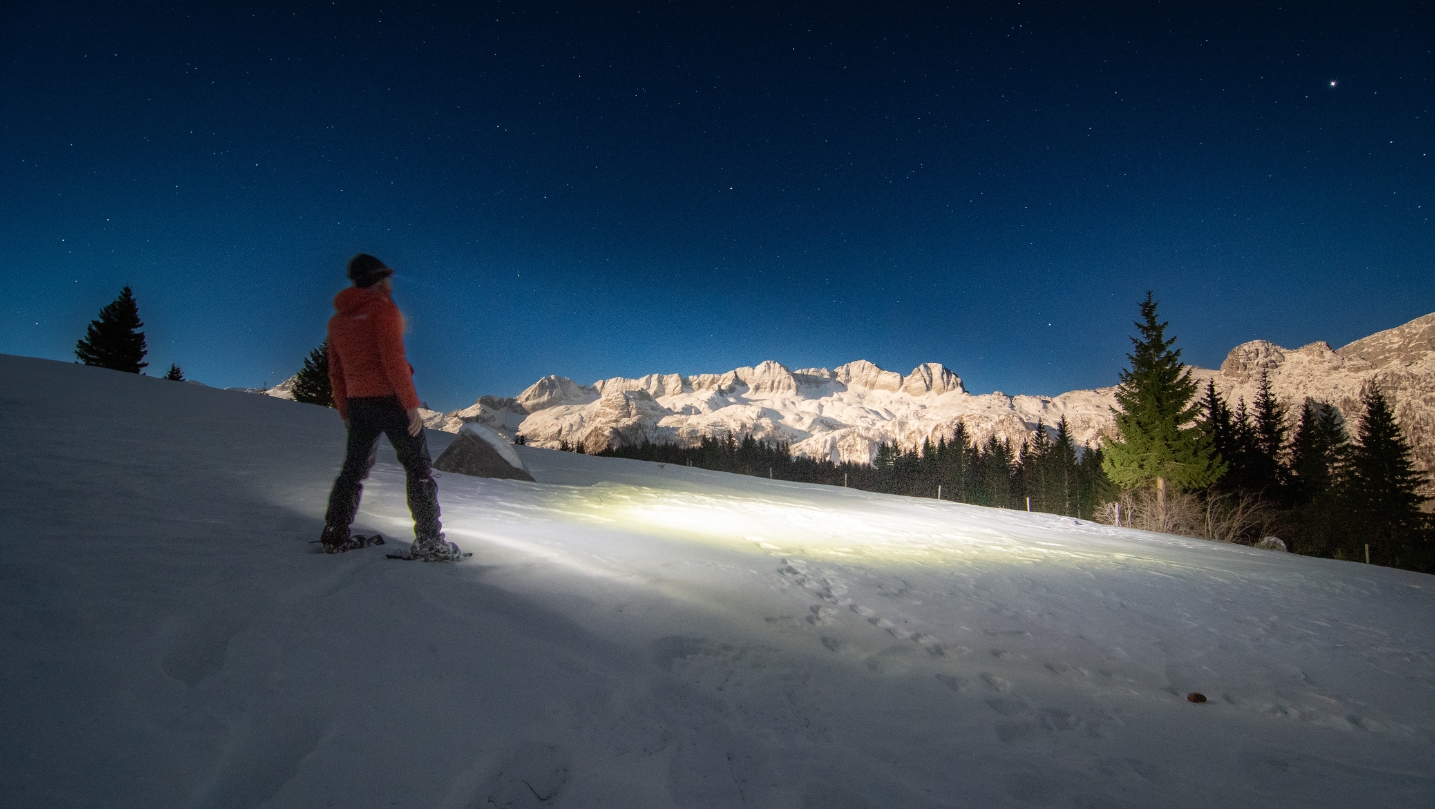 Il tramonto della befana con le ciaspole, sul piano del Montasio - EventiFVG.it