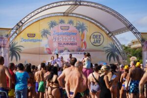 Vertical Summer Tour con Radio Deejay
